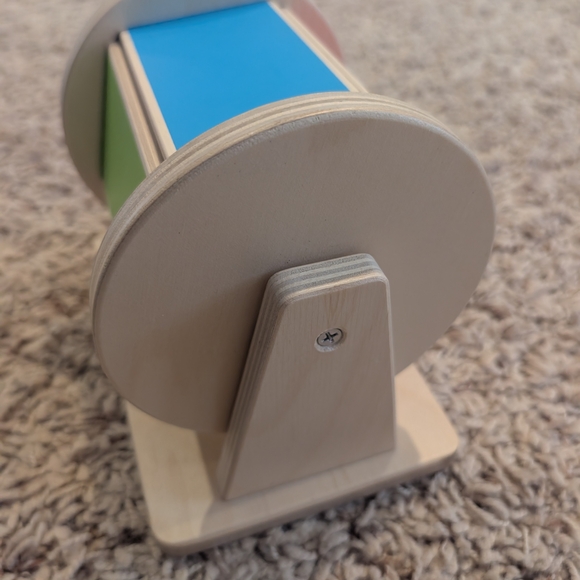 Children's Rotating Color Wheel Toy - Picture 5 of 7